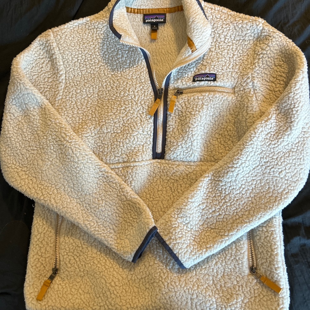 Patagonia fleece sweater